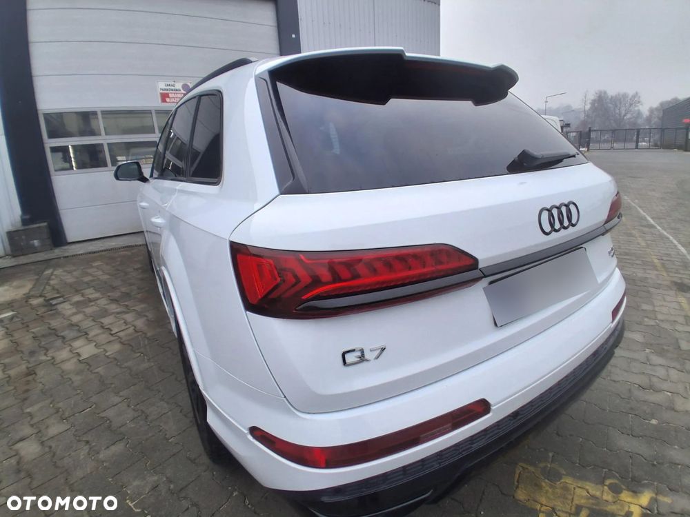 Audi Q7 - 2