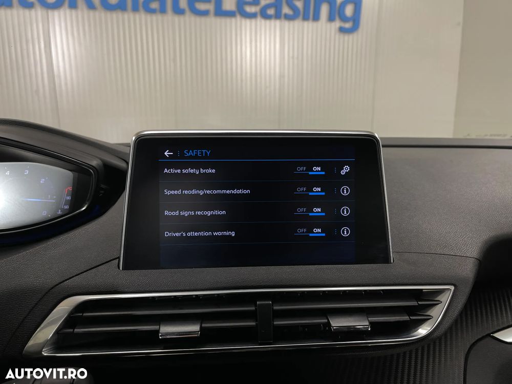 Peugeot 3008 1.5 BlueHDI 130 EAT8 Active Pack - 18
