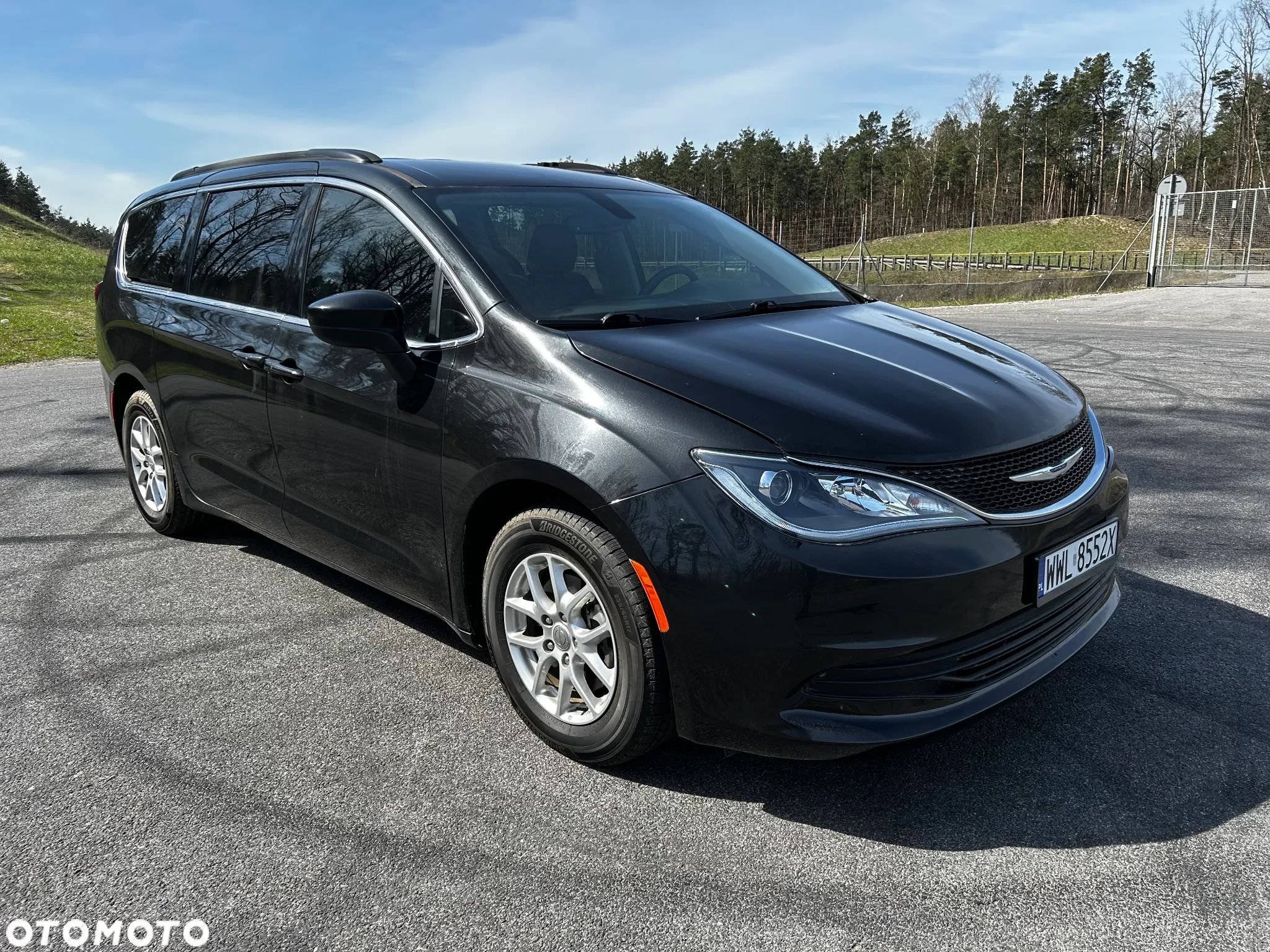 Chrysler Pacifica - 1