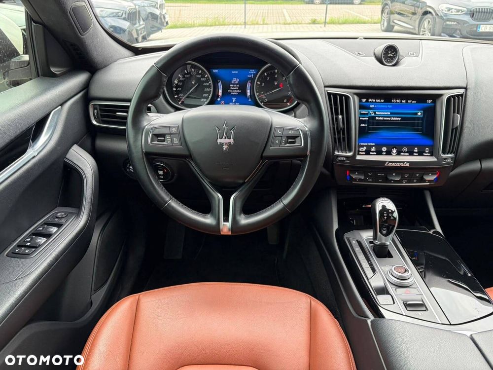 Maserati Levante - 18