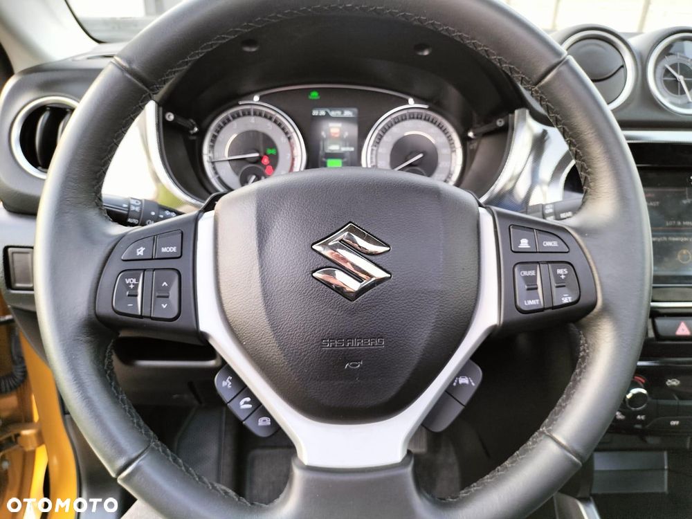 Suzuki Vitara 1.4 Boosterjet SHVS Premium 4WD - 23