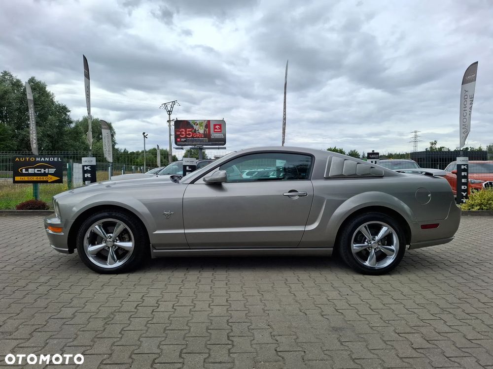 Ford Mustang - 9