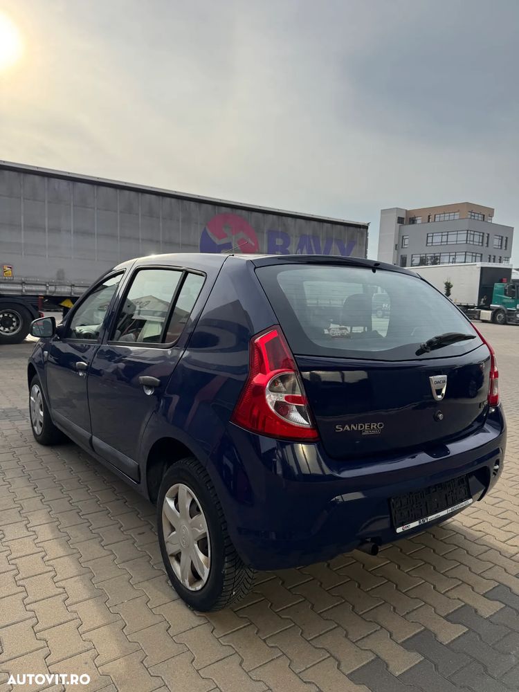 Dacia Sandero 1.4 MPI Ambiance - 9