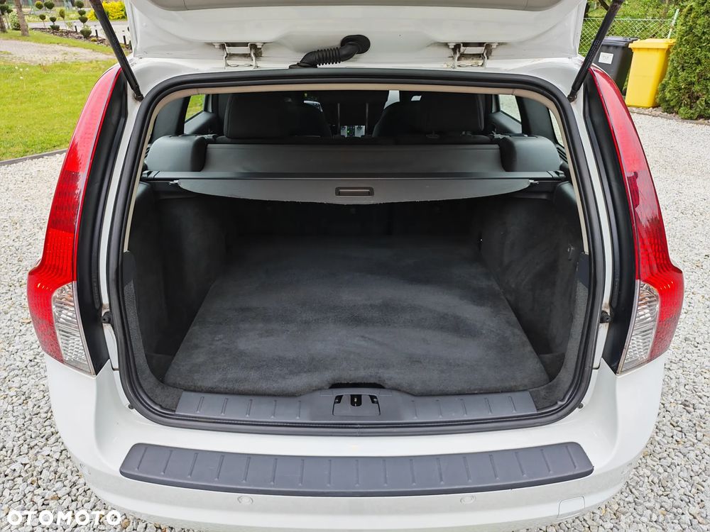 Volvo V50 D3 - 20