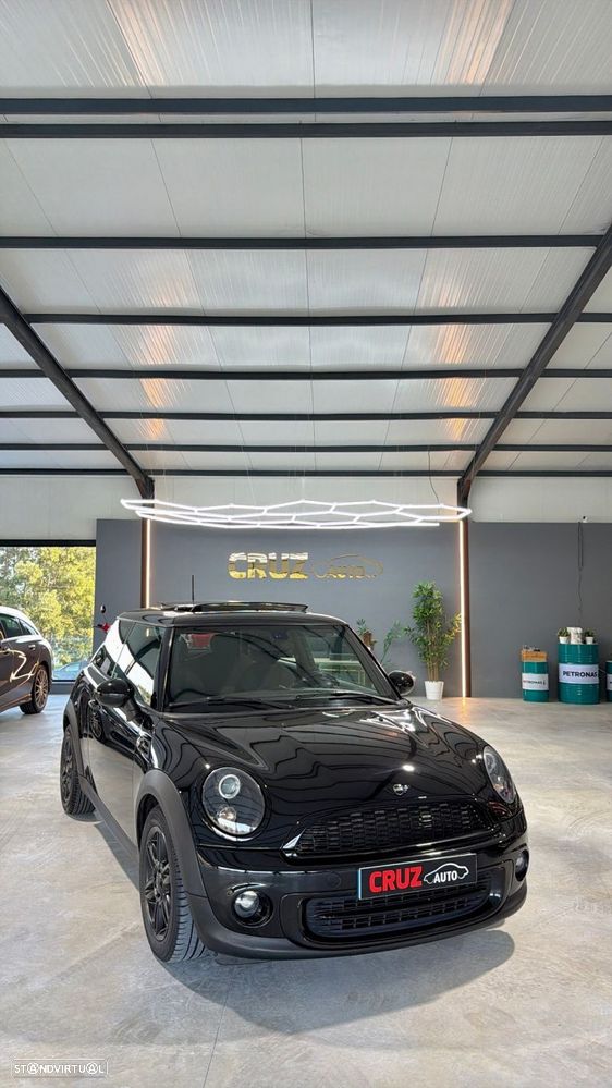 MINI 3 Portas Cooper D - 11