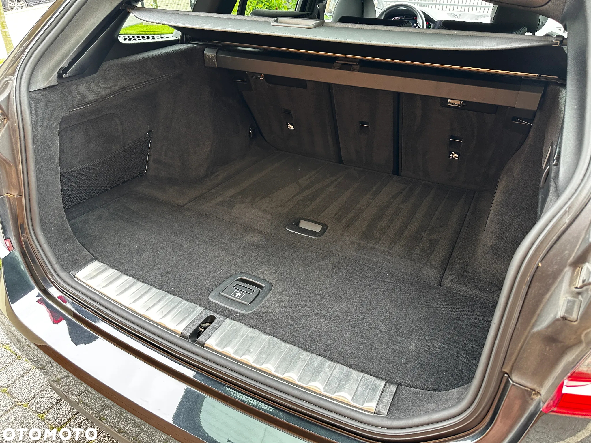 BMW Seria 3 320d Touring M Sport - 11