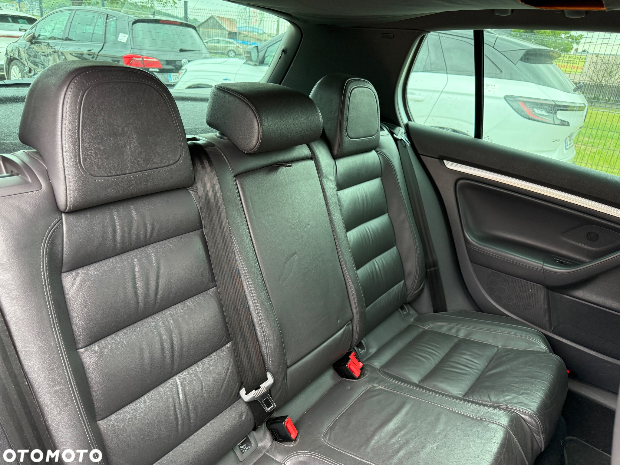 Volkswagen Golf R32 4Motion DSG - 13