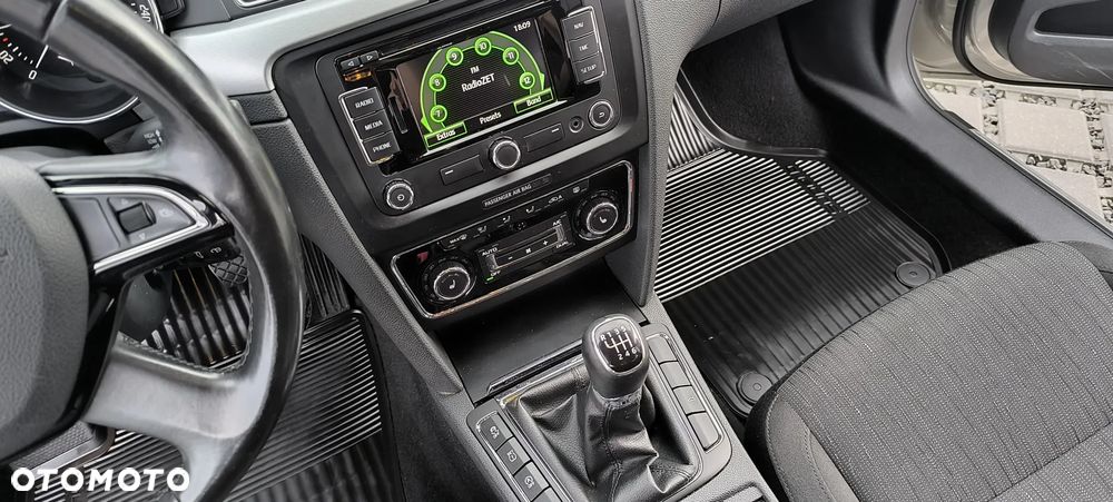 Skoda Superb 1.6 TDI Elegance Greenline - 36