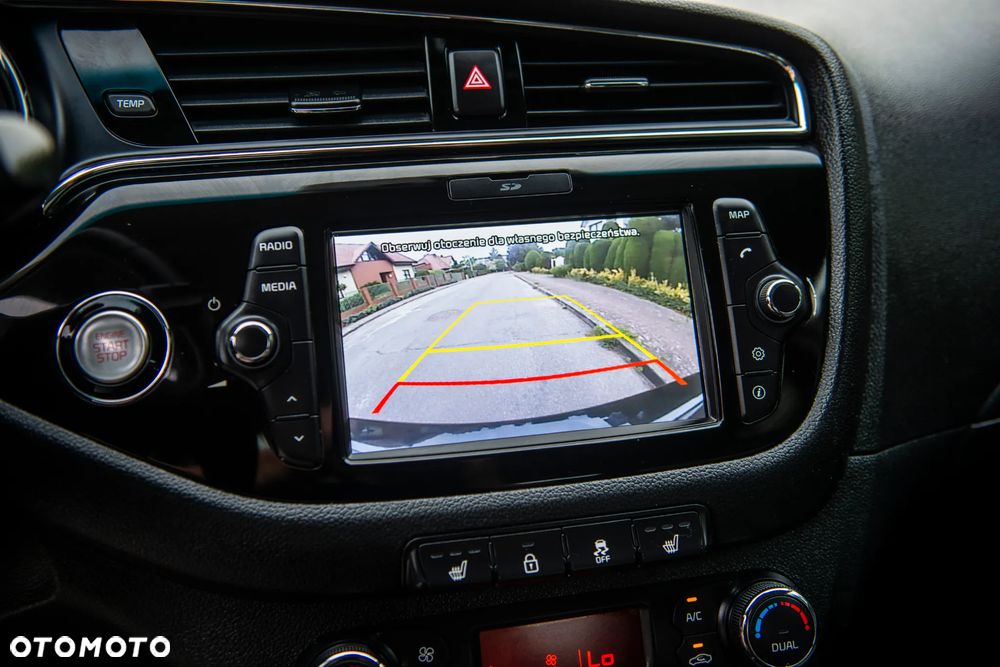 Kia Ceed 1.6 GDI ISG Platinum Edition - 23