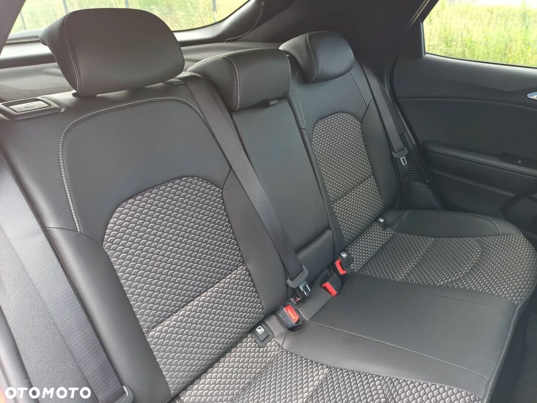 Kia XCeed - 18