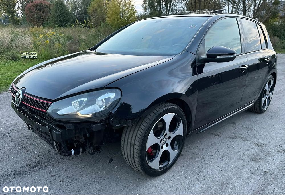 Volkswagen Golf - 4