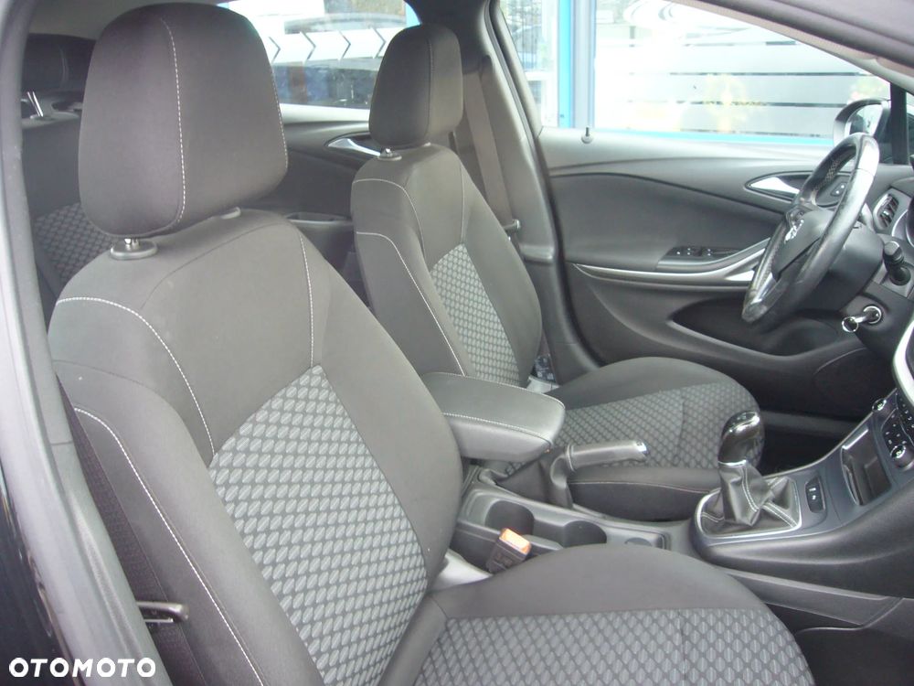 Opel Astra 1.4 T Elite - 19