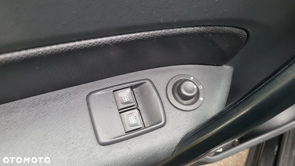 Mercedes-Benz CITAN 109 CDI 3 OSOBOWY - 19