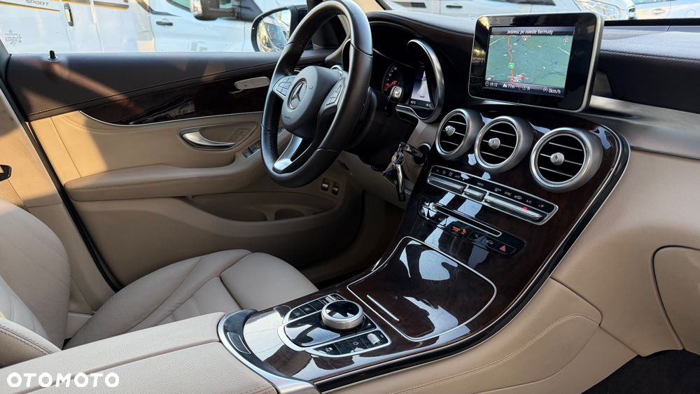 Mercedes-Benz GLC - 10