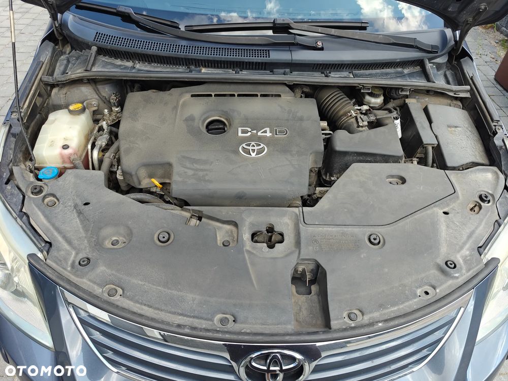 Toyota Avensis 2.0 D-4D Sol - 18