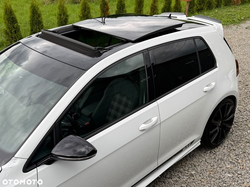 Volkswagen Golf GTI Performance BlueMotion Technology DSG - 18