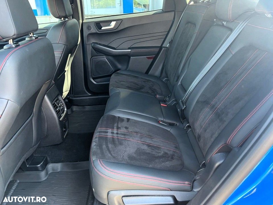 Ford Kuga - 17