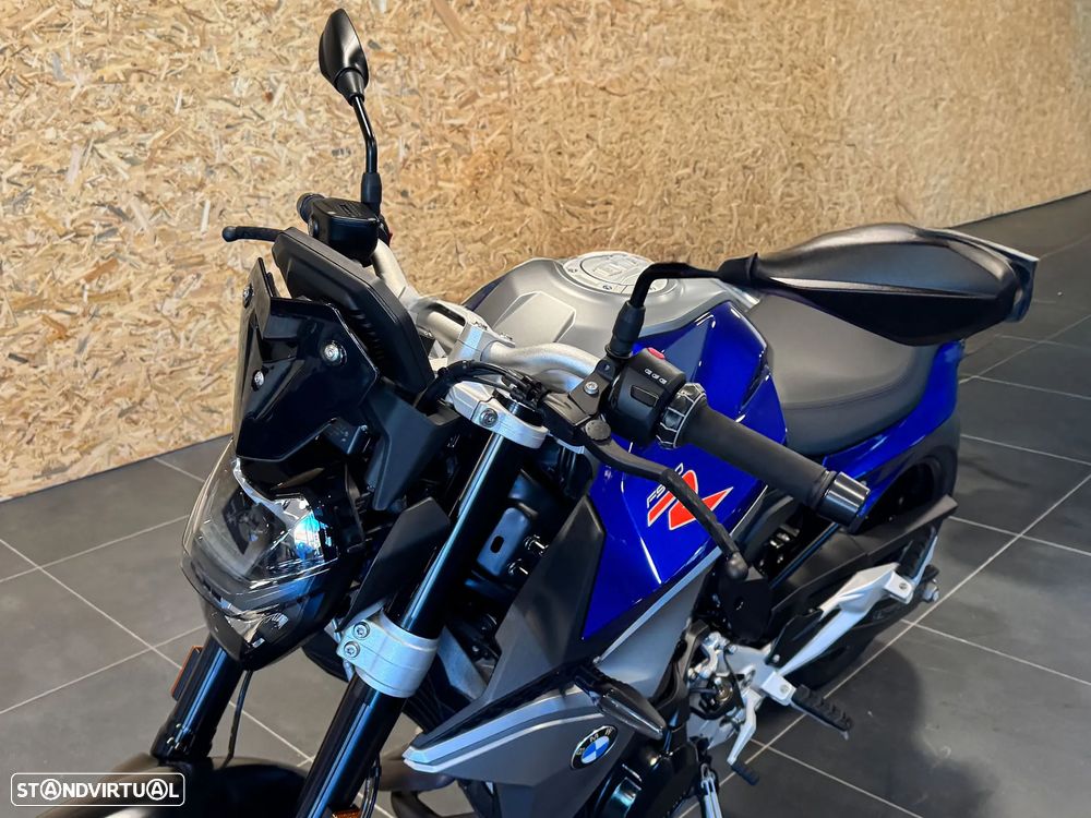 BMW F 900 R - 17
