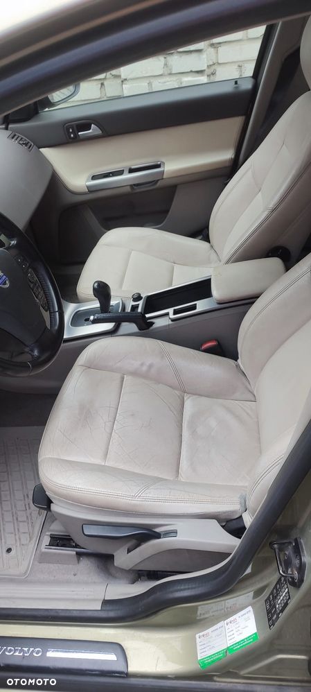 Volvo V50 - 8