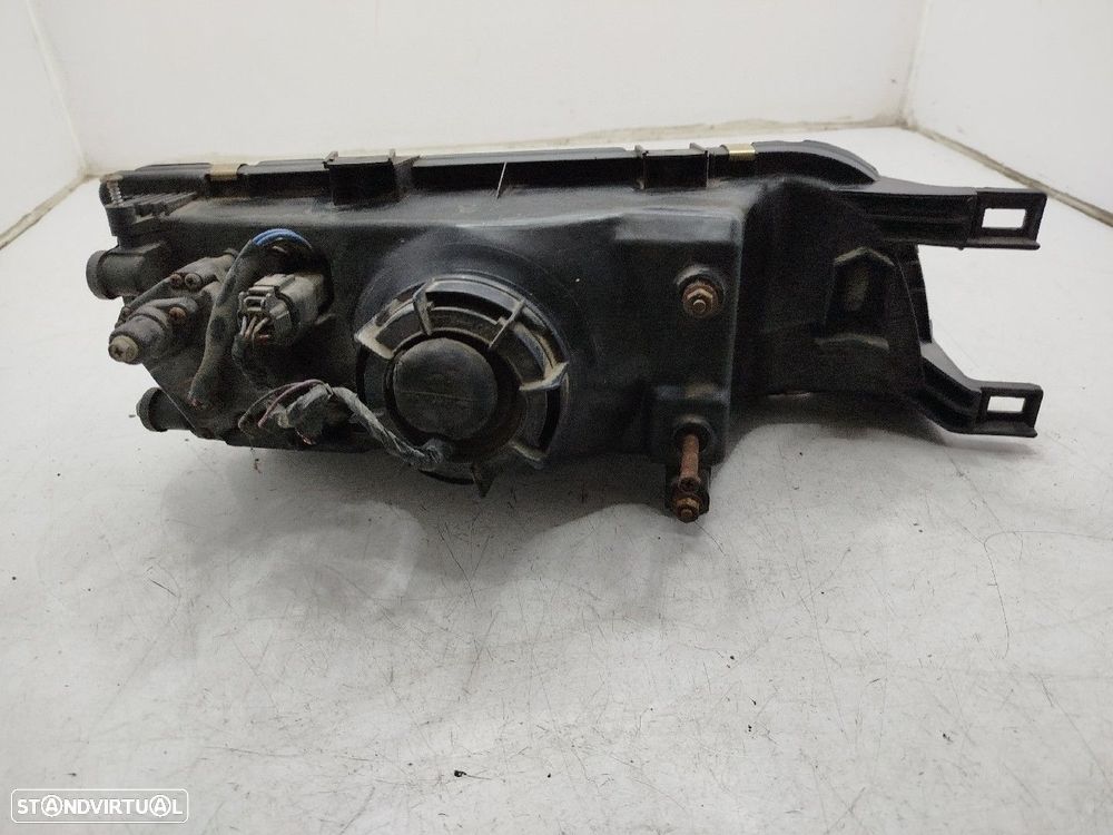 Farol/ Otica Dianteiro Esq Nissan Almera I Hatchback (N15) - 2