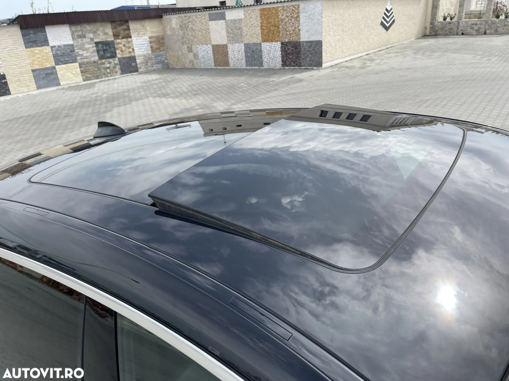 BMW Seria 5 520d - 27