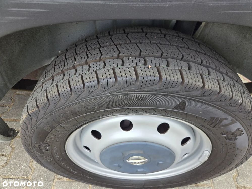 Nissan Interstar - 13