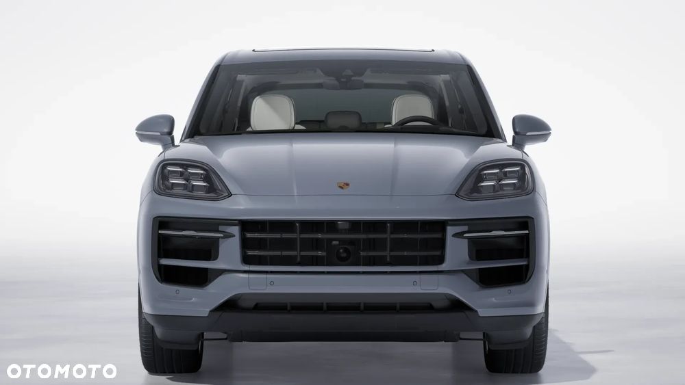 Porsche Cayenne Coupe GTS - 5