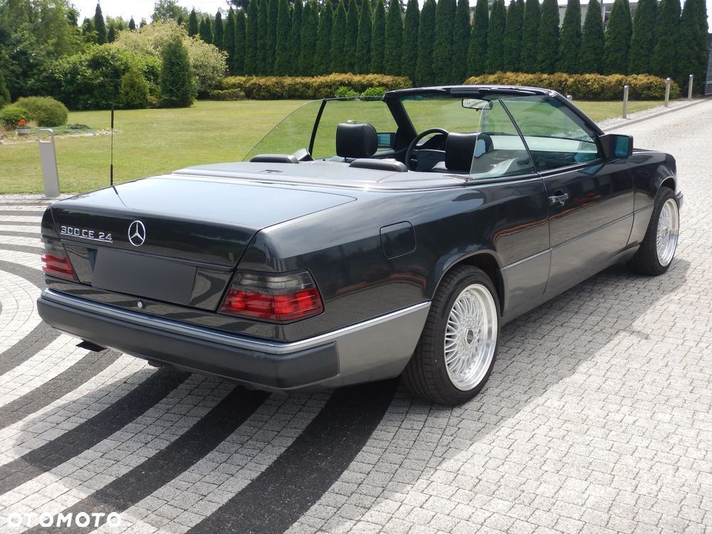 Mercedes-Benz W124 (1984-1993) - 35