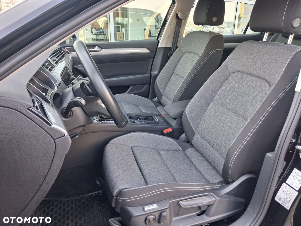 Volkswagen Passat - 18
