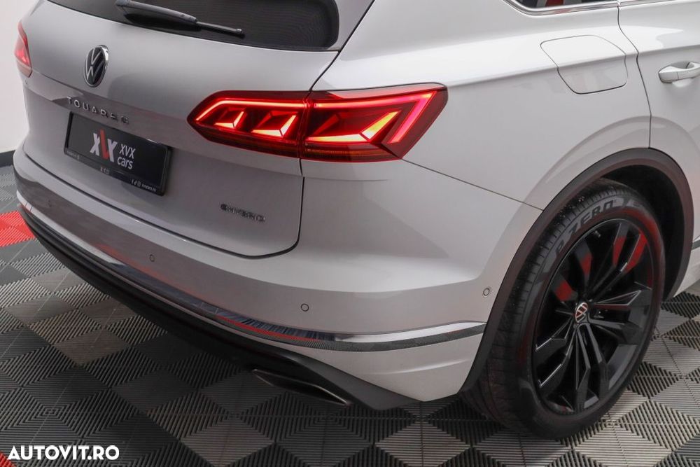 Volkswagen Touareg - 21