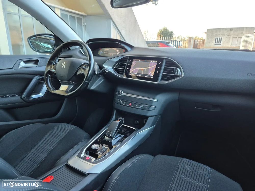 Peugeot 308 SW - 18