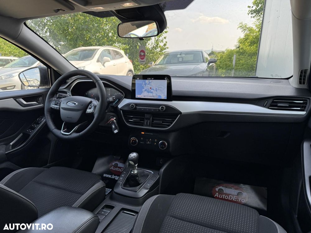 FORD Focus 2019 — imagine 6