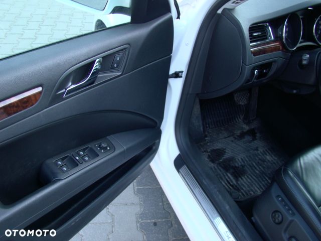 Skoda Superb - 11