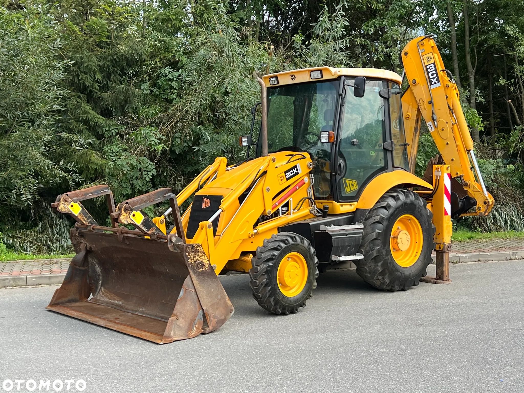 JCB KOPARKO ŁADOWARKA JCB 3CX STAN DOBRY - 1