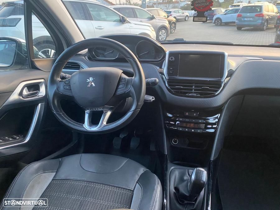 Peugeot 2008 1.2 VTi Active - 6
