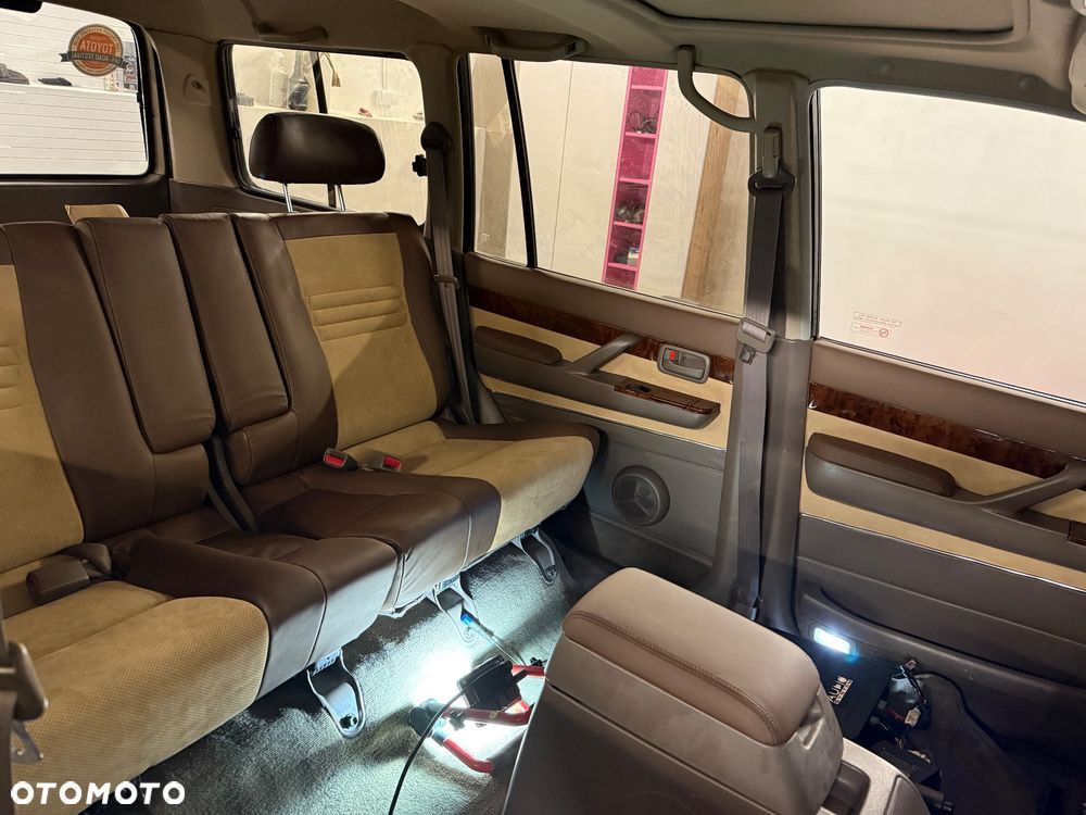 Lexus LX - 12
