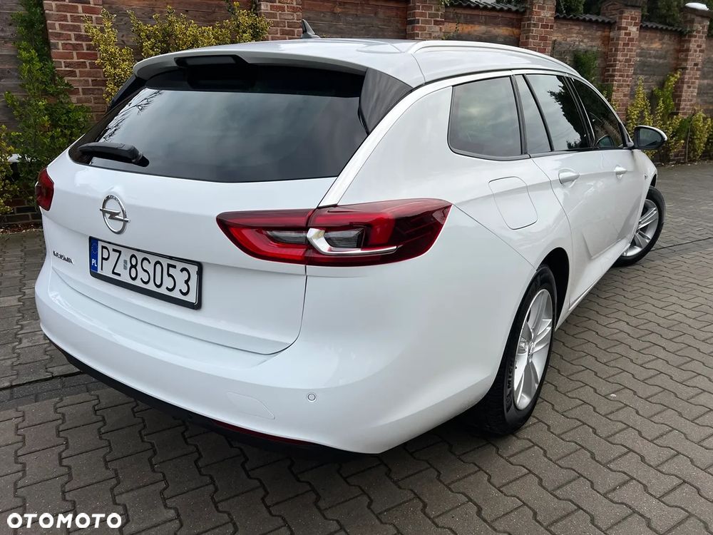 Opel Insignia - 10