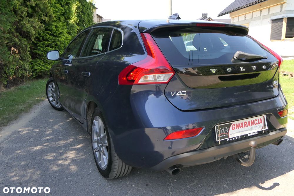 Volvo V40 D4 Summum - 10