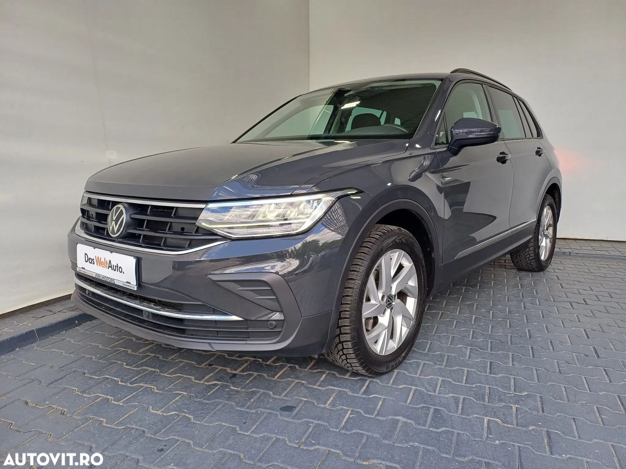 Volkswagen Tiguan 2.0 TDI SCR DSG 4Motion Life - 1