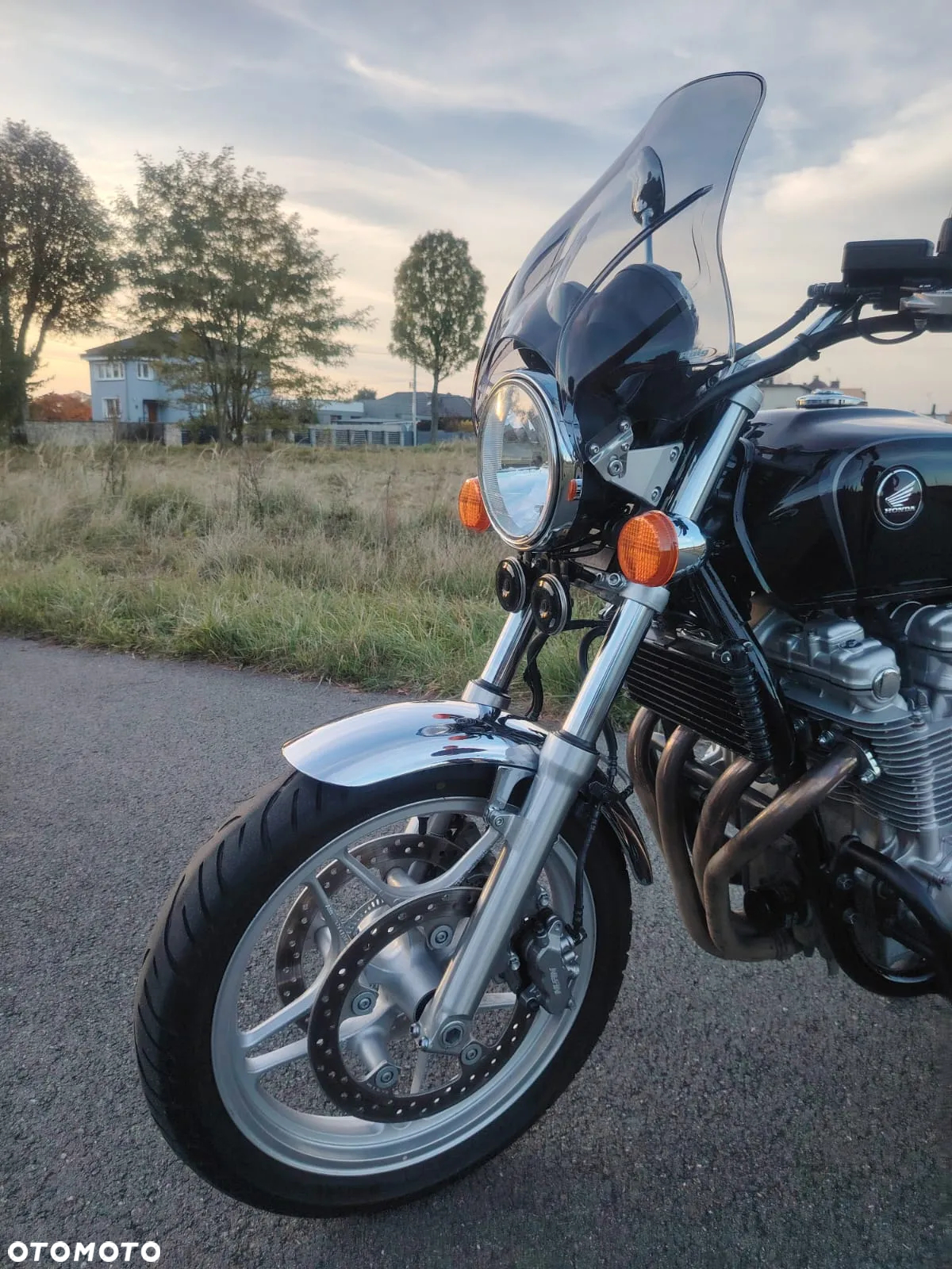 Honda CB - 11