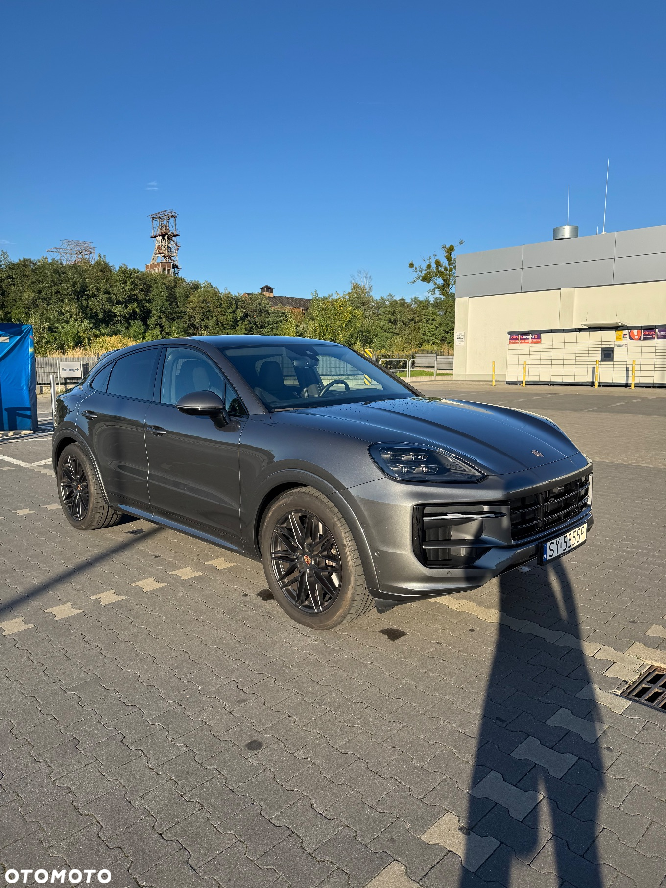 Porsche Cayenne Coupe GTS - 3