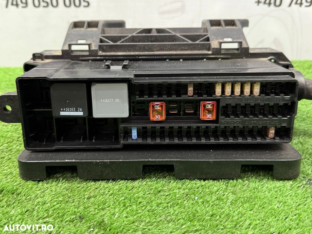 TABLOU PANOU SIGURANTE  VOLVO V40 2.0 DIESEL 2015 COD OEM AV6T14K131AC 30659177 2012-2019 - 2