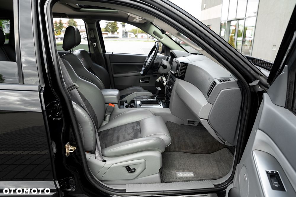 Jeep Grand Cherokee 6.1 V8 SRT8 - 22