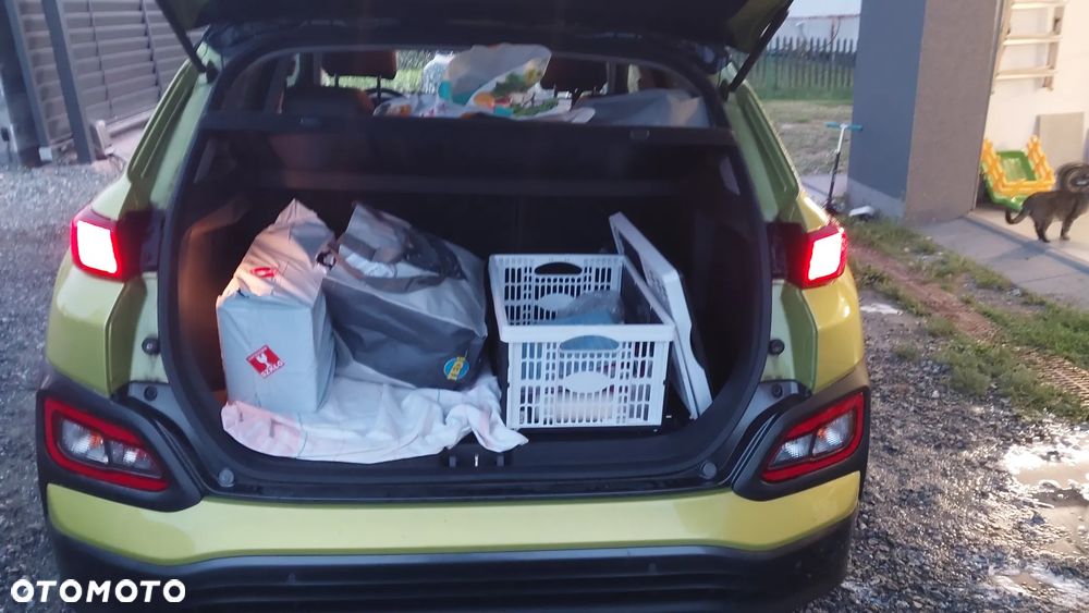 Hyundai Kona 39kWh Executive - 14