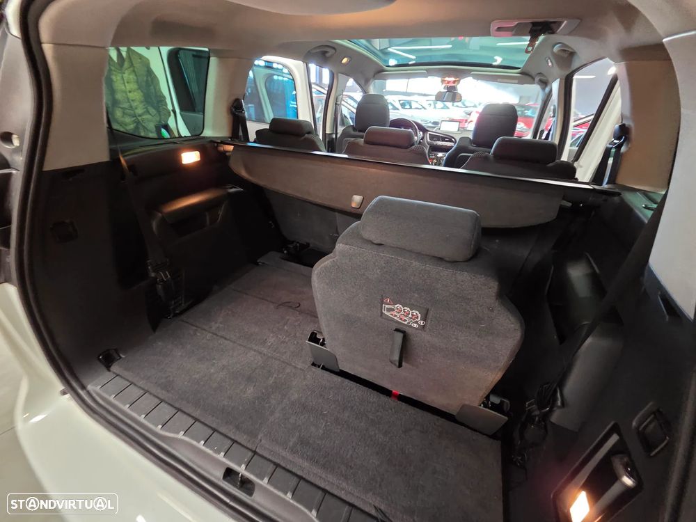 Peugeot 5008 BlueHDI 120 EAT6 Stop & Start Allure - 23