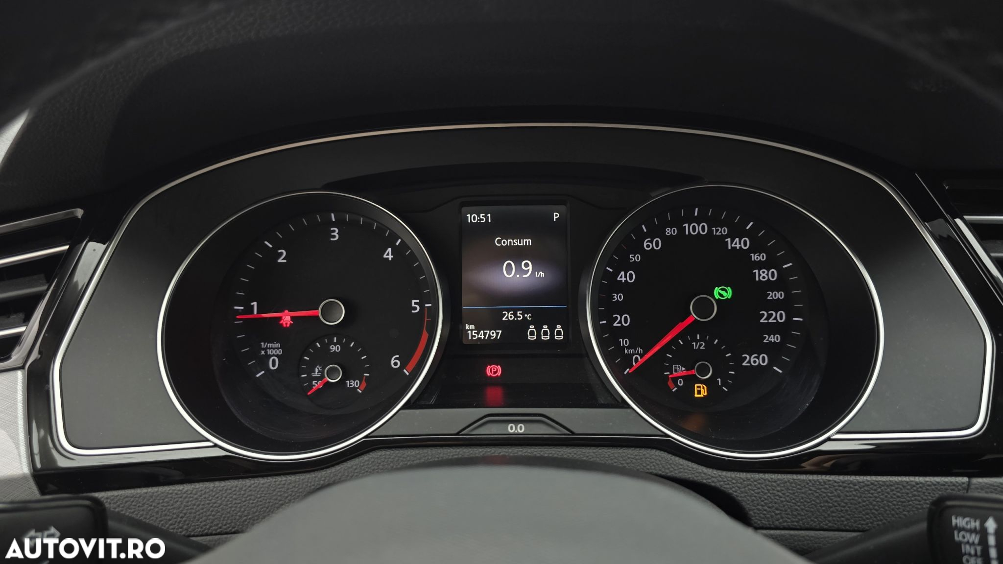 Volkswagen Passat 2.0 TDI DSG Comfortline - 16