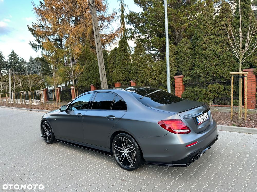 Mercedes-Benz Klasa E 43 AMG 4Matic 9G-TRONIC - 3