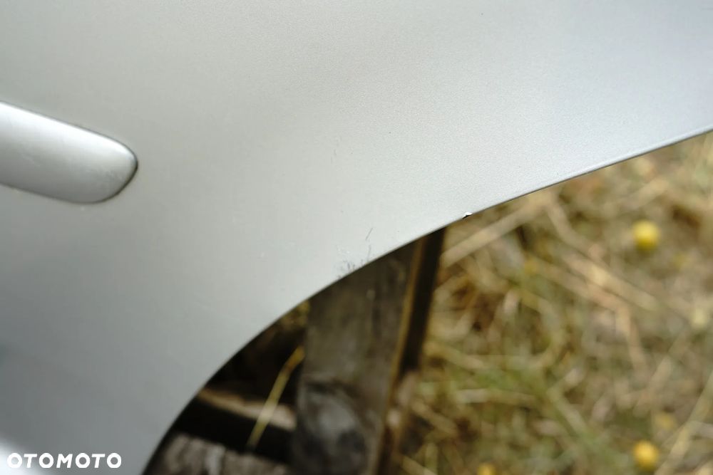 Drzwi tył tylne lewe VW Touran I Lift LA7W - 10