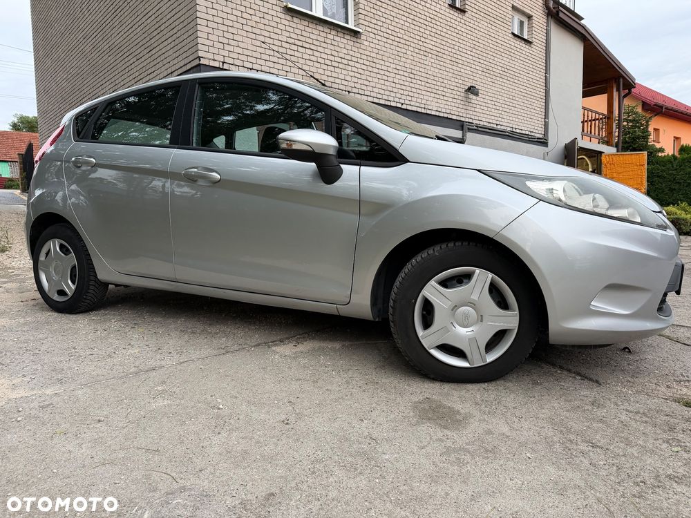 Ford Fiesta - 5