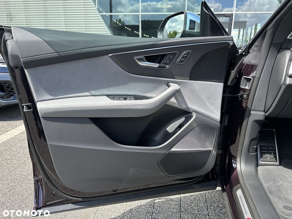 Audi SQ8 - 14